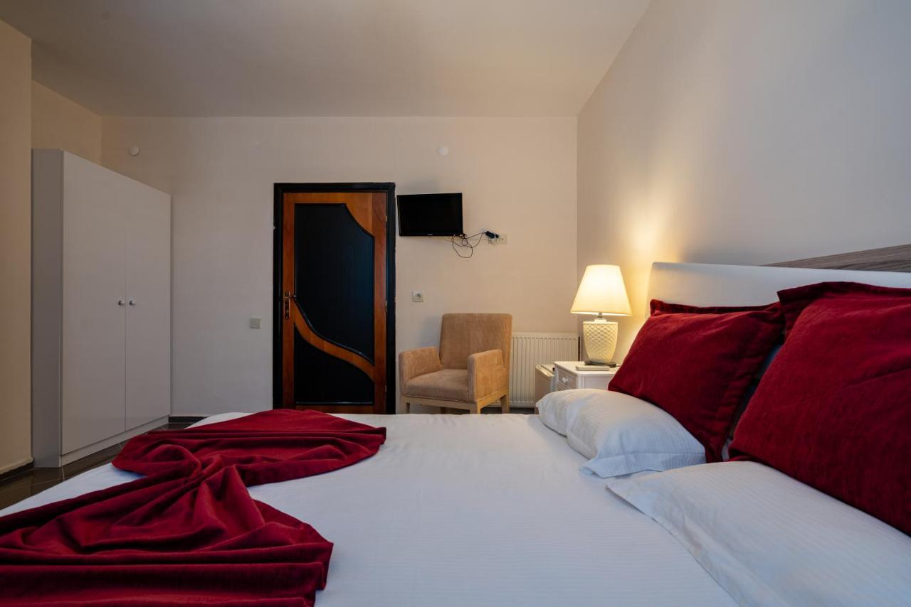 Sare Beach Hotel Antalia Esterno foto
