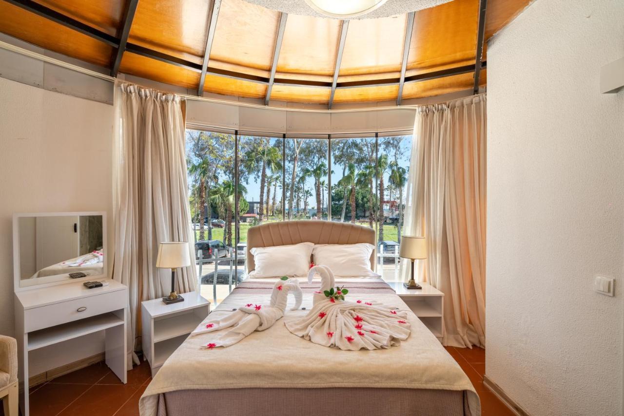 Sare Beach Hotel Antalia Esterno foto
